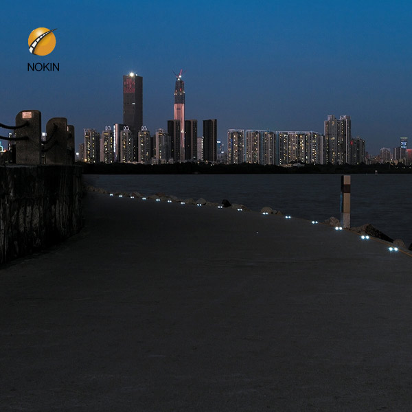 Install Reflective Road Studs (1)